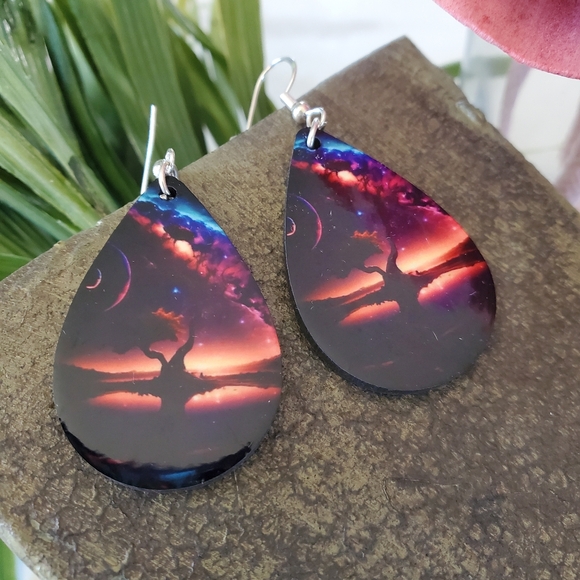 Abstract Tree of Life Teardrop Earrings - Picture 8 of 9